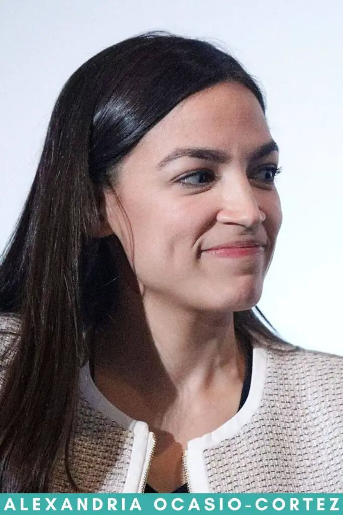 Does Alexandria Ocasio-Cortez Speak Spanish